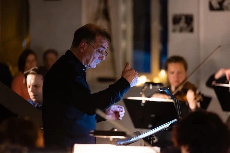Оркестр Musica Viva исполнит «Музыку при свечах» в Старый Новый год